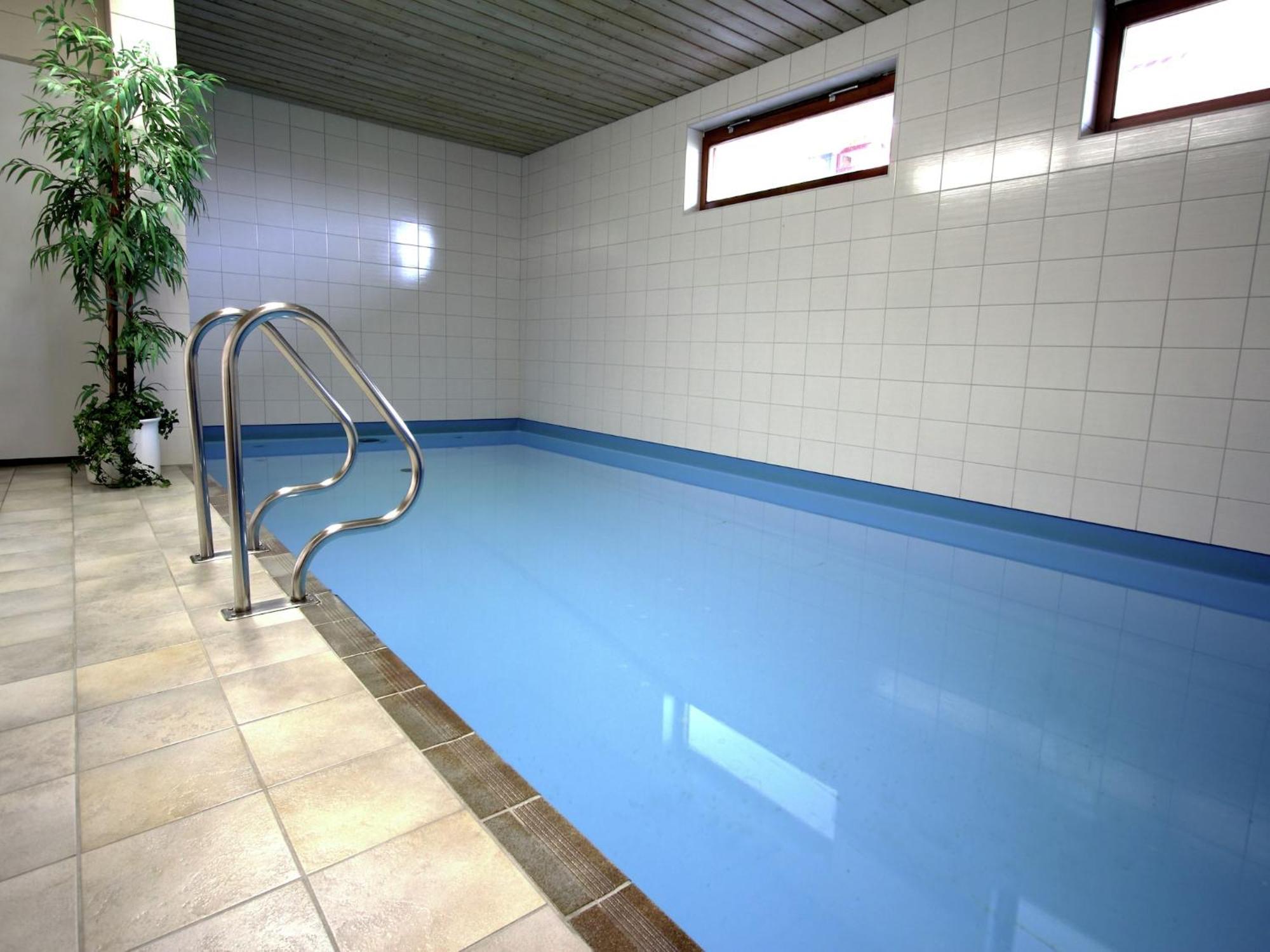 Cozy Apartment In Ruhmannsfelden With Swimming Pool Achslach Kültér fotó